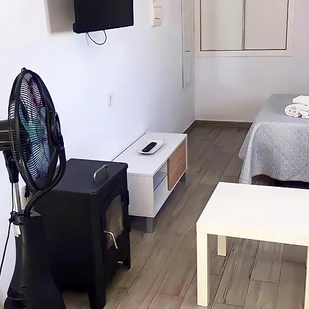 Estudio Moderno Con Terraza En El Centro De Conil, Ideal Para Familias Y Parejas - Es-180-233 Conil De La Frontera