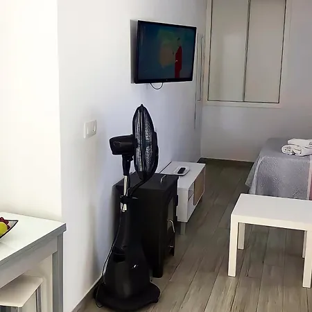 Apartment Estudio Moderno Con Terraza En El Centro De Conil, Ideal Para Familias Y Parejas - Es-180-233 Conil De La Frontera